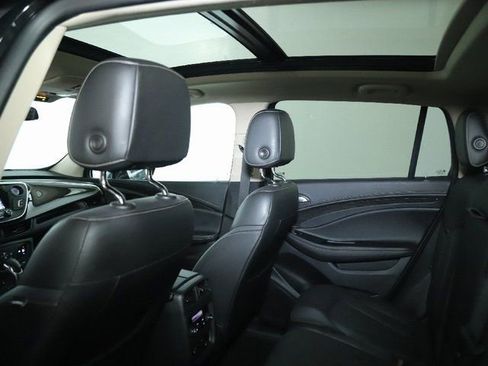 Used 2017 Buick Envision Essence image 16