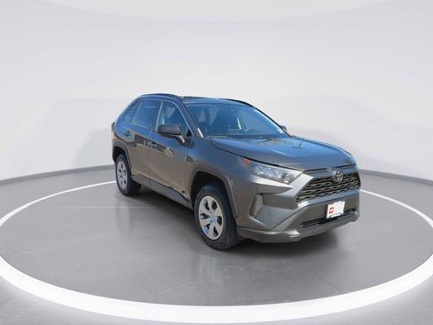 Certified 2021 Toyota RAV4 LE AWD/4WD image 2