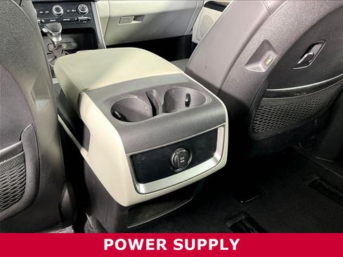 Used 2024 Kia Carnival LX FWD image 10