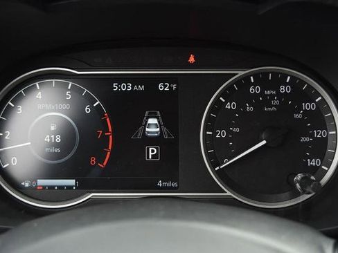 New 2025 Nissan Versa SR w/ Trunk Package image 11