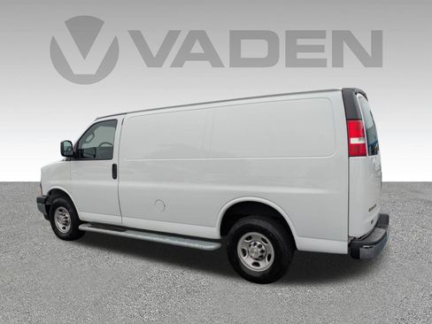 Used 2024 Chevrolet Express 2500 w/ Driver Convenience Package image 21