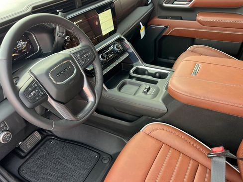 New 2026 GMC Sierra 3500 Denali Ultimate w/ LPO, Black Badging Package image 8