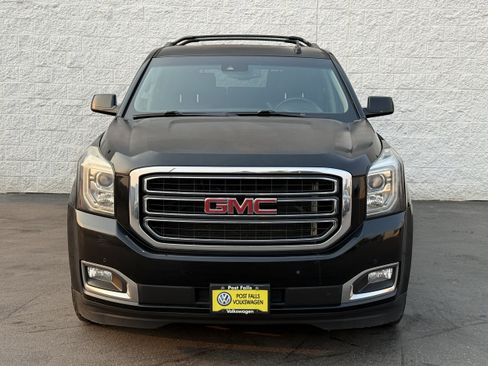Used 2016 GMC Yukon XL SLT w/ Open Road Package AWD/4WD image 4