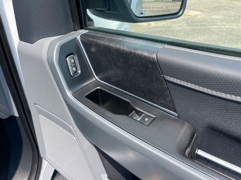 Used 2022 Ford F150 XLT w/ Equipment Group 302A High image 24