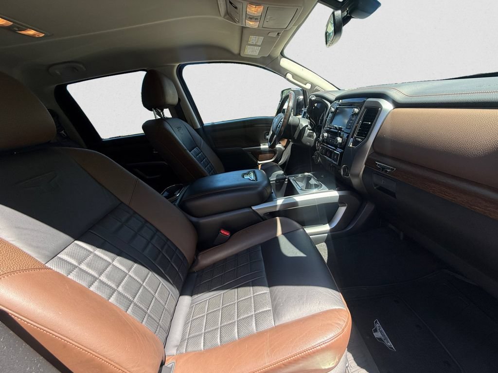 Used 2019 Nissan Titan Platinum Reserve w/ Platinum Utility Package AWD/4WD image 39