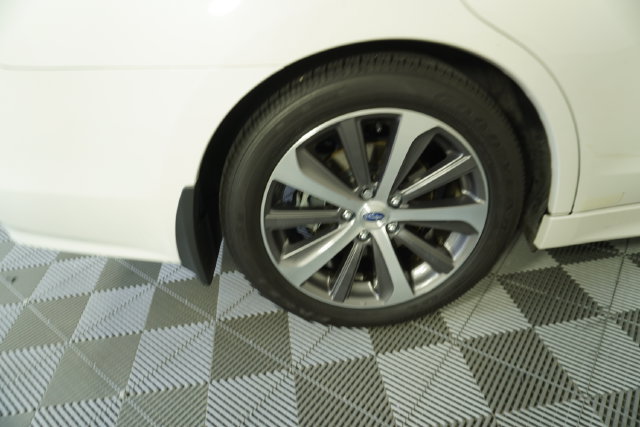 Used 2017 Subaru Legacy 3.6R Limited AWD/4WD image 14