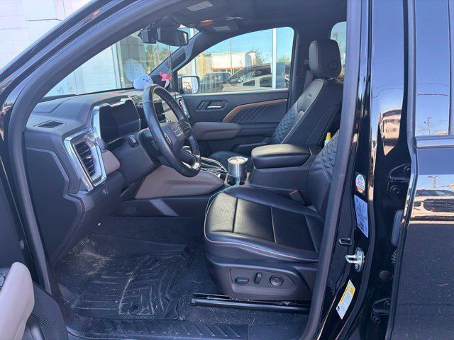 Used 2023 GMC Canyon Denali AWD/4WD image 10