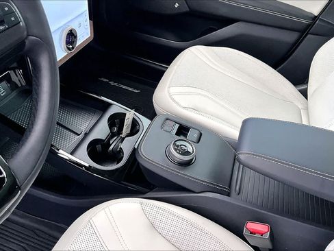 Used 2023 Ford Mustang Mach-E Premium RWD image 14