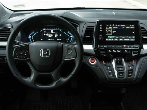 Used 2024 Honda Odyssey EX-L image 20