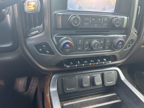 Used 2018 Chevrolet Silverado 3500 LTZ w/ Duramax Plus Package AWD/4WD image 17