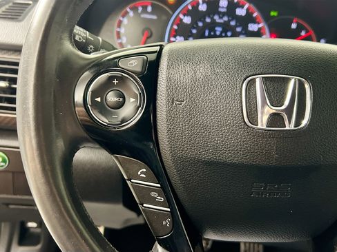 Used 2017 Honda Accord Sport image 18