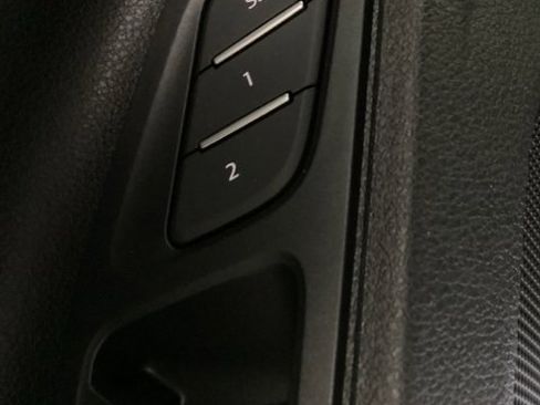 Used 2025 Audi Q3 2.0T Premium w/ Convenience Package image 18