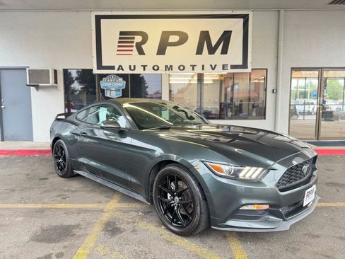Used 2015 Ford Mustang Coupe image 1