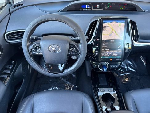 Used 2020 Toyota Prius Prime Limited FWD image 15