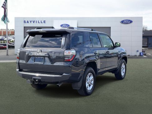 Used 2024 Toyota 4Runner SR5 Premium w/ Moonroof Package AWD/4WD image 5
