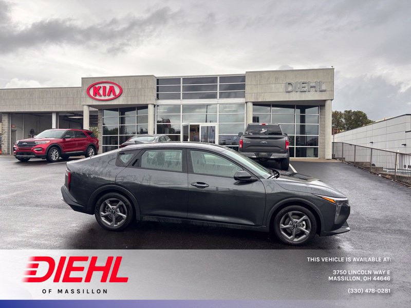 Certified 2025 Kia K4 FWD image 1