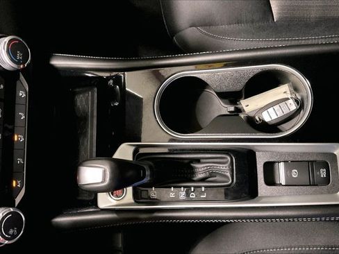 Used 2024 Nissan Altima 2.5 SV w/ SV Premium Package FWD image 41