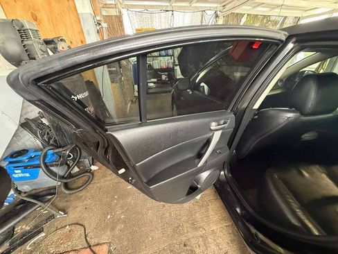Used 2013 MAZDA MAZDA3 i Grand Touring FWD image 14