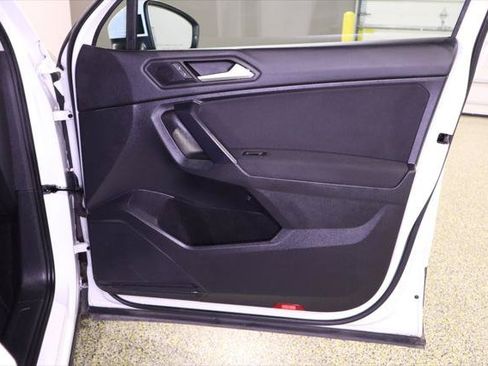 Used 2021 Volkswagen Tiguan S FWD image 38