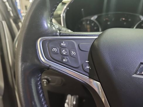 Certified 2019 Chevrolet Equinox LT w/ Driver Convenience Package FWD image 22