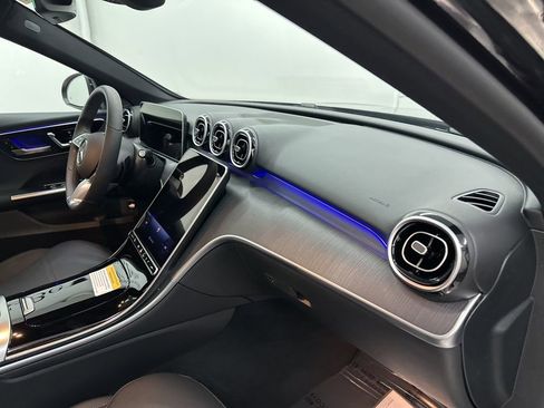 Used 2025 Mercedes-Benz C 300 Sedan image 25