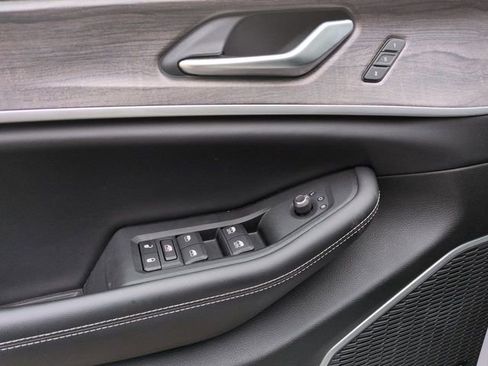 Used 2023 Jeep Grand Cherokee 4xe image 13