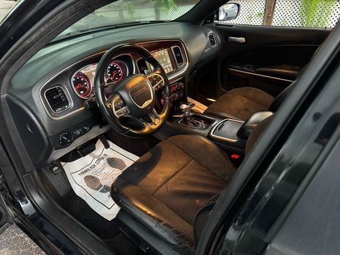 Used 2016 Dodge Charger R/T RWD image 12