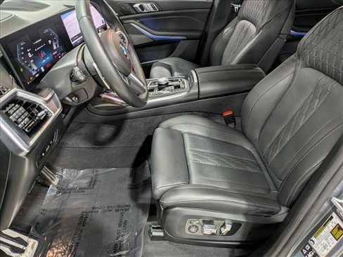Used 2025 BMW X7 M60i w/ Executive Package AWD/4WD image 17