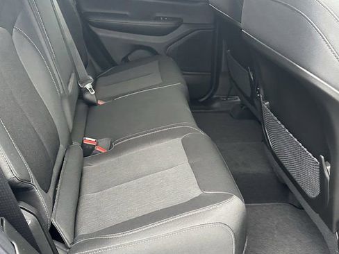 New 2025 Jeep Grand Cherokee Laredo image 17