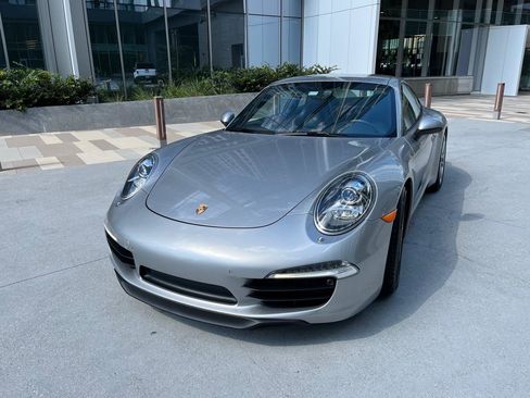 Used 2013 Porsche 911 Carrera S w/ Bose Audio Pkg image 5