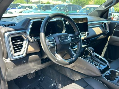 Used 2024 GMC Canyon Denali AWD/4WD image 13