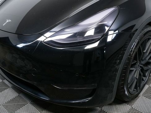 Used 2021 Tesla Model Y Performance image 4