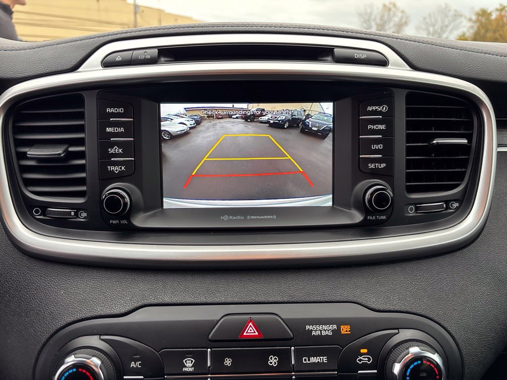 Used 2018 Kia Sorento AWD image 25