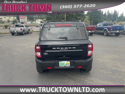 Used 2022 Ford Bronco Sport AWD/4WD image 4