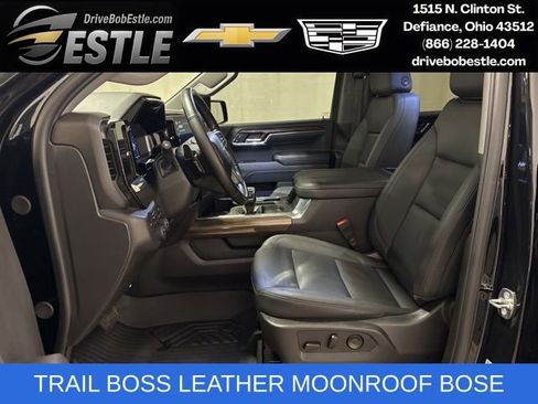 Used 2024 Chevrolet Silverado 1500 LT Trail Boss w/ Convenience Package II AWD/4WD image 11