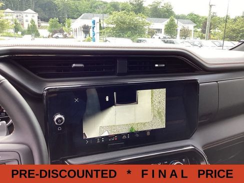 Used 2024 GMC Sierra 1500 AT4 w/ AT4 Preferred Package AWD/4WD image 30