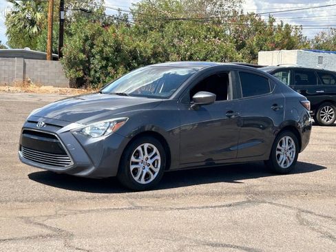 Used 2016 Scion iA FWD image 7