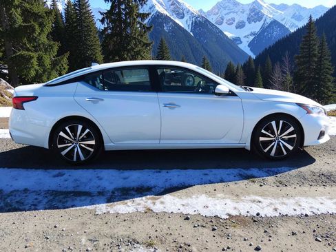 Used 2020 Nissan Altima 2.0 Platinum image 7