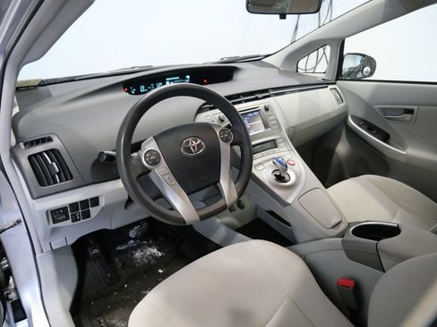 Used 2013 Toyota Prius One image 13