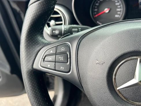 Used 2018 Mercedes-Benz GLC 300 4MATIC image 21