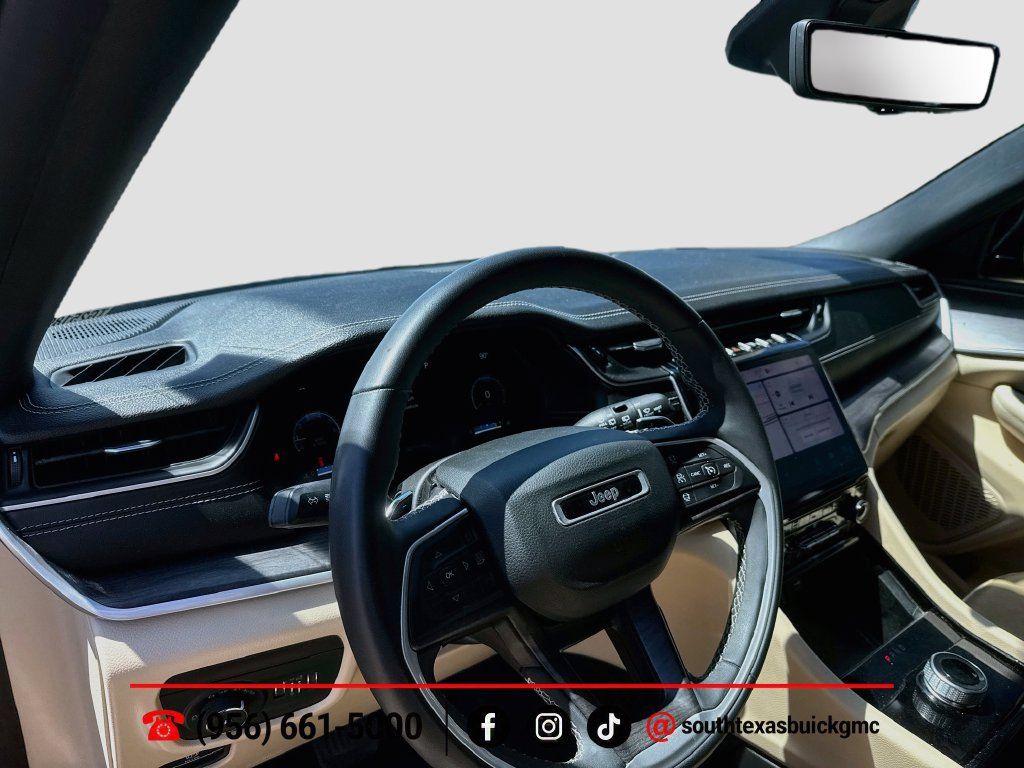 Used 2023 Jeep Grand Cherokee L Limited w/ Luxury Tech Group II RWD image 12