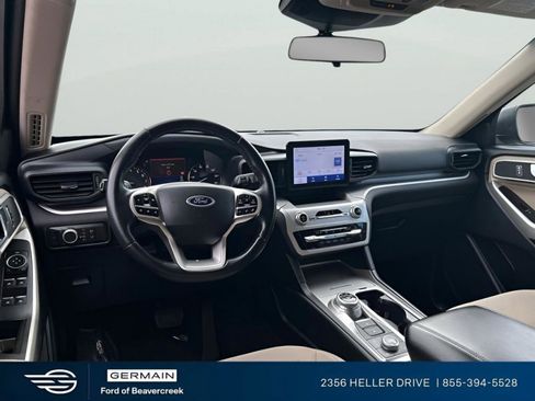 Used 2021 Ford Explorer XLT AWD/4WD image 10