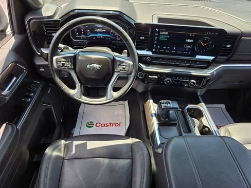 Used 2024 Chevrolet Silverado 1500 LT Trail Boss w/ LT Trail Boss Premium Package AWD/4WD image 13