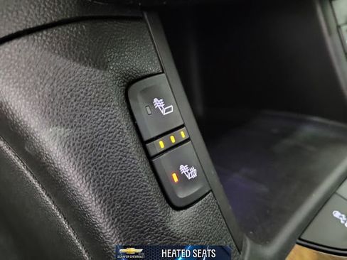 Used 2018 GMC Acadia SLE image 5