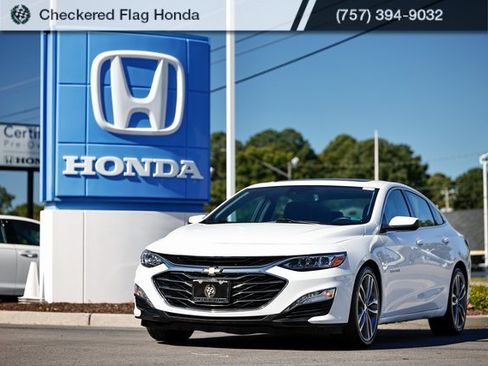 Used 2024 Chevrolet Malibu LT image 1