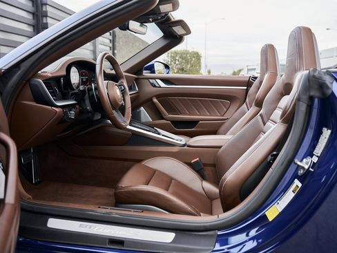 Used 2021 Porsche 911 Turbo S image 24