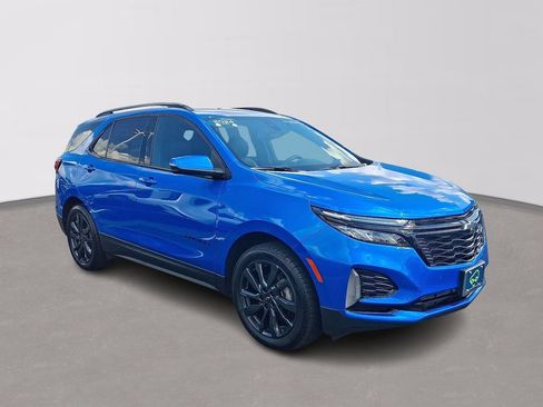 Certified 2024 Chevrolet Equinox RS FWD image 3