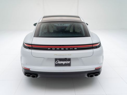 New 2026 Porsche Panamera 4S image 10