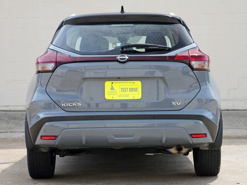 Used 2023 Nissan Kicks SV FWD image 10