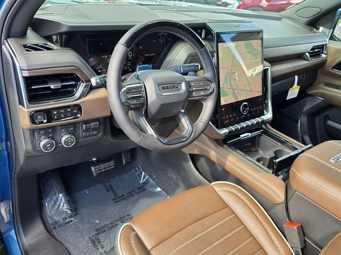 New 2026 GMC Yukon XL Denali Ultimate AWD/4WD image 12
